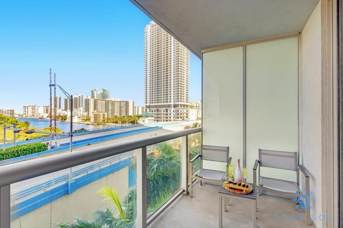 הלנדל ביץ' Balcony - Pool - Near Beach - Gym מראה חיצוני תמונה