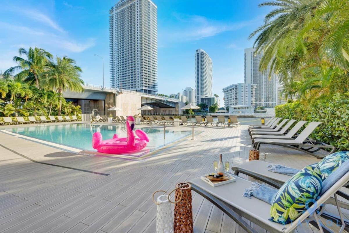 הלנדל ביץ' Balcony - Pool - Near Beach - Gym מראה חיצוני תמונה